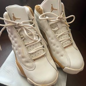 Air Jordan Retro 13. Size 4.5